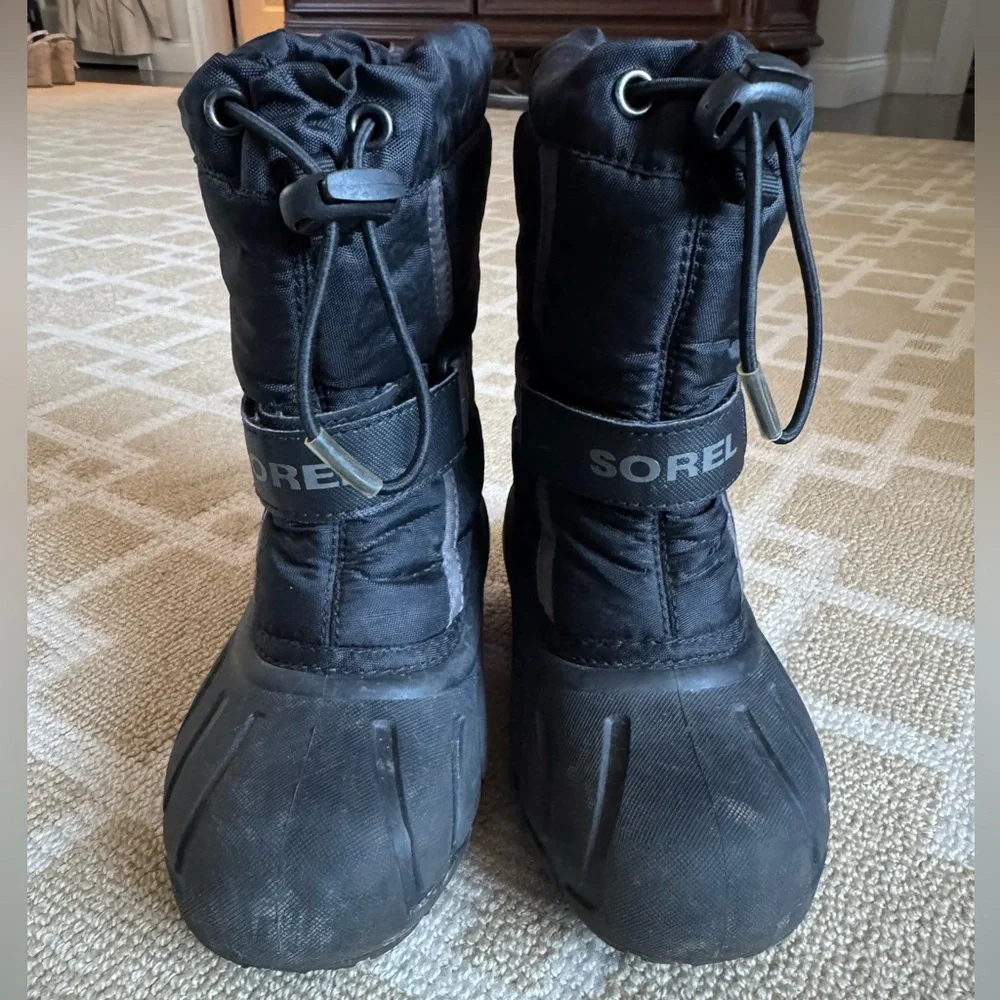 Sorel Kids Waterproof Snow Boots Insulated Warm Winter Outdoor Shoes Black 11